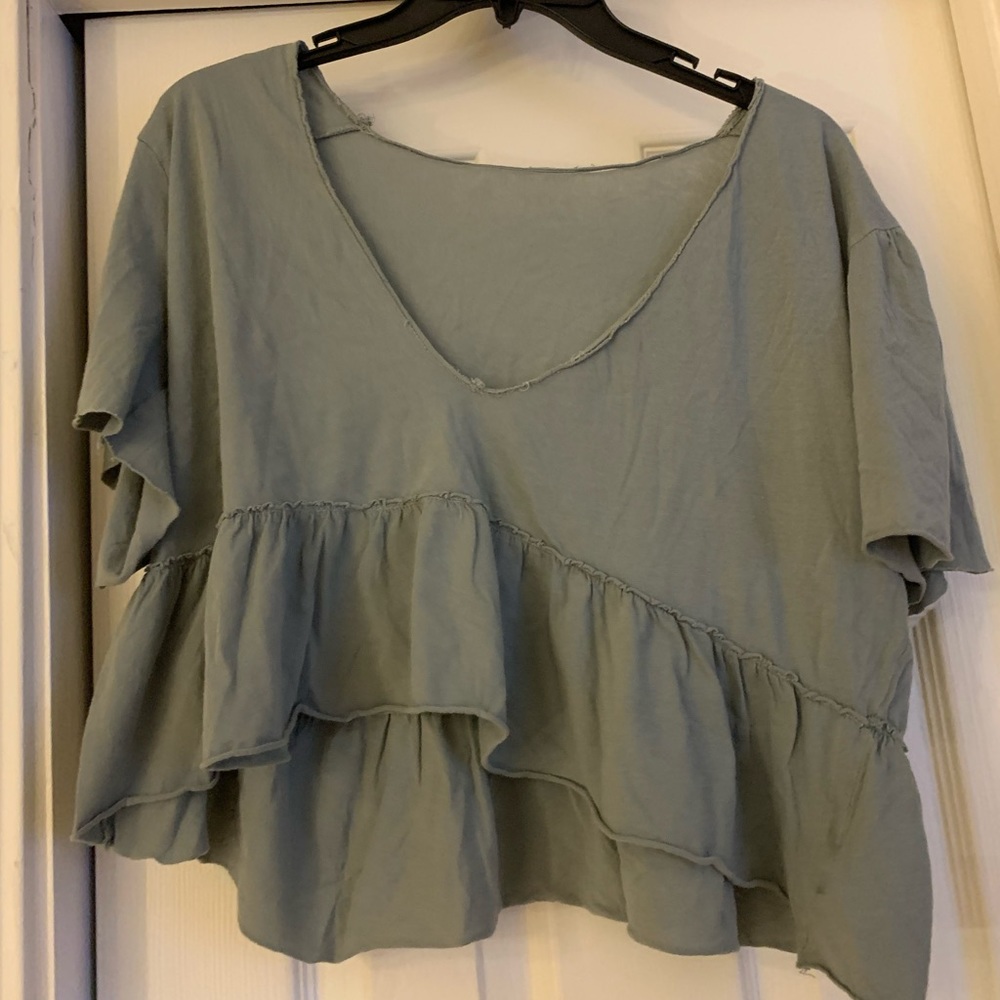 Urban outfitter Cropped tee